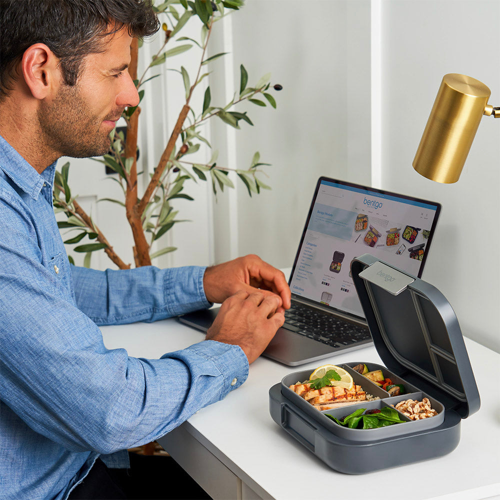 bentgo-modern-lunch-box-and-snack-cup-q5 BGMDNBDL-DG_4.jpg